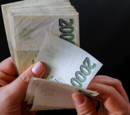 czechmoneyonablackbackground-banknotesof2000