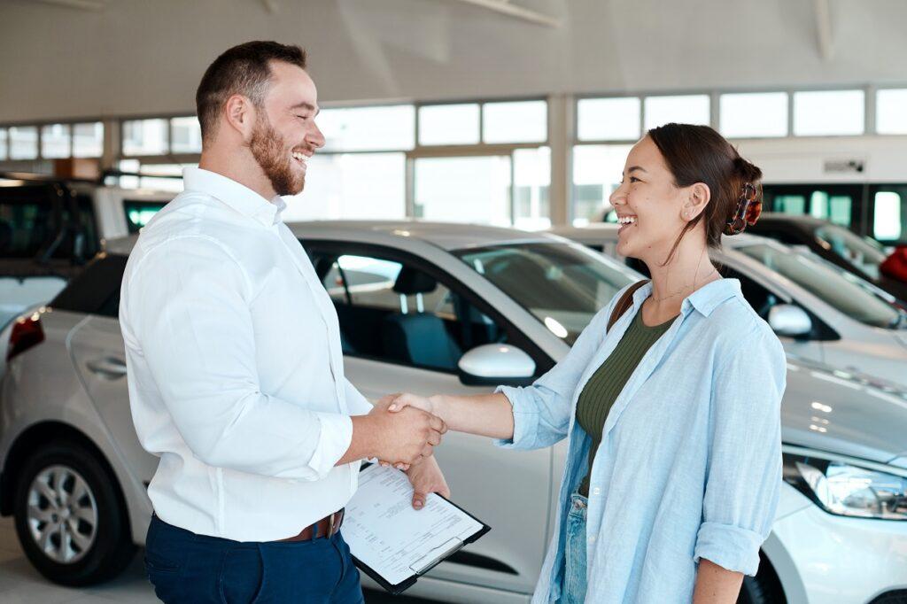 Rozjezd podnikání vyžaduje téměř vždy finanční injekci, ať už k nákupu firemního automobilu či pokrytí nákladů.
